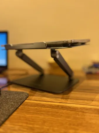 پایه نگهدارنده لپ تاپ لنشن مدل L5