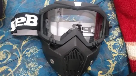 عینک موتور سواری مدل 1070