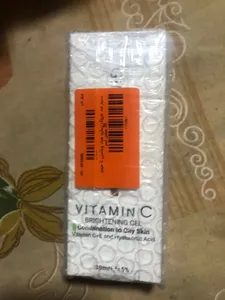 تجریه خرید سرم ضد چروک ژیناژن مدل ویتامین C حجم 30 میلی لیتر