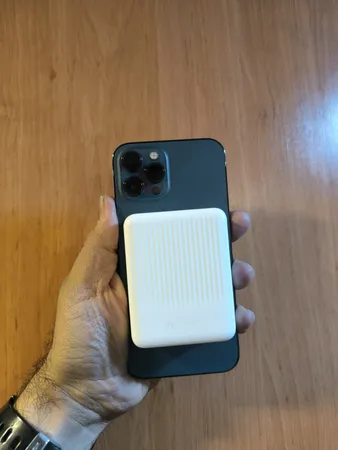 پاوربانک 15 وات ماموکس مدل IP-W ظرفیت 10000 میلی آمپر ساعت