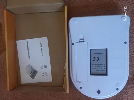 ترازو آشپزخانه الکترونیک مدل SF-400 به همراه چاقو