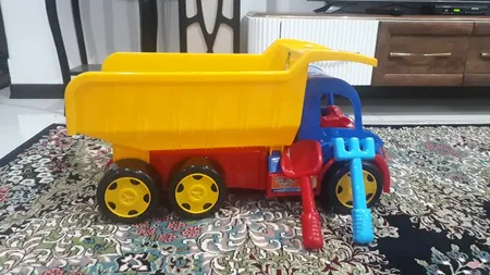 ماشین بازی زرین تویز مدل کامیون سوپر معدن F2