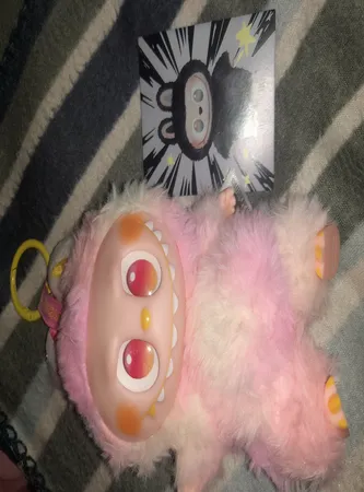 عروسک مدل  ارتفاع 18 سانتی متر