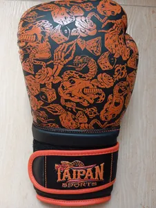 تجریه خرید دستکش بوکس مدل  TAIPAN