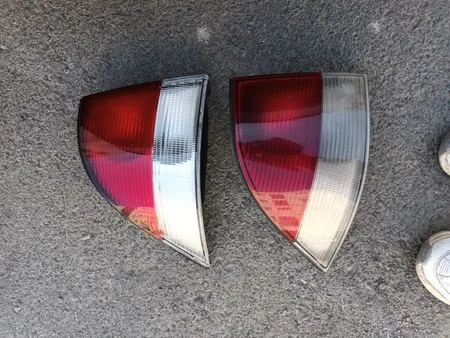 چراغ عقب چپ جمع ساز مدل JT123B مناسب برای سمند