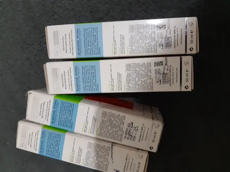 کرم مرطوب‌کننده فیس دوکس سری Acnesome مدل HYDRA حجم 50 میلی‌لیتر