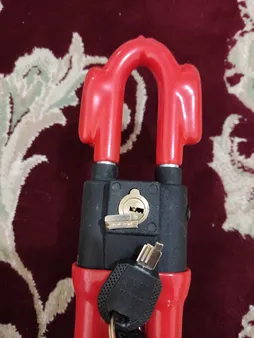 قفل فرمان خودرو مدل F-22