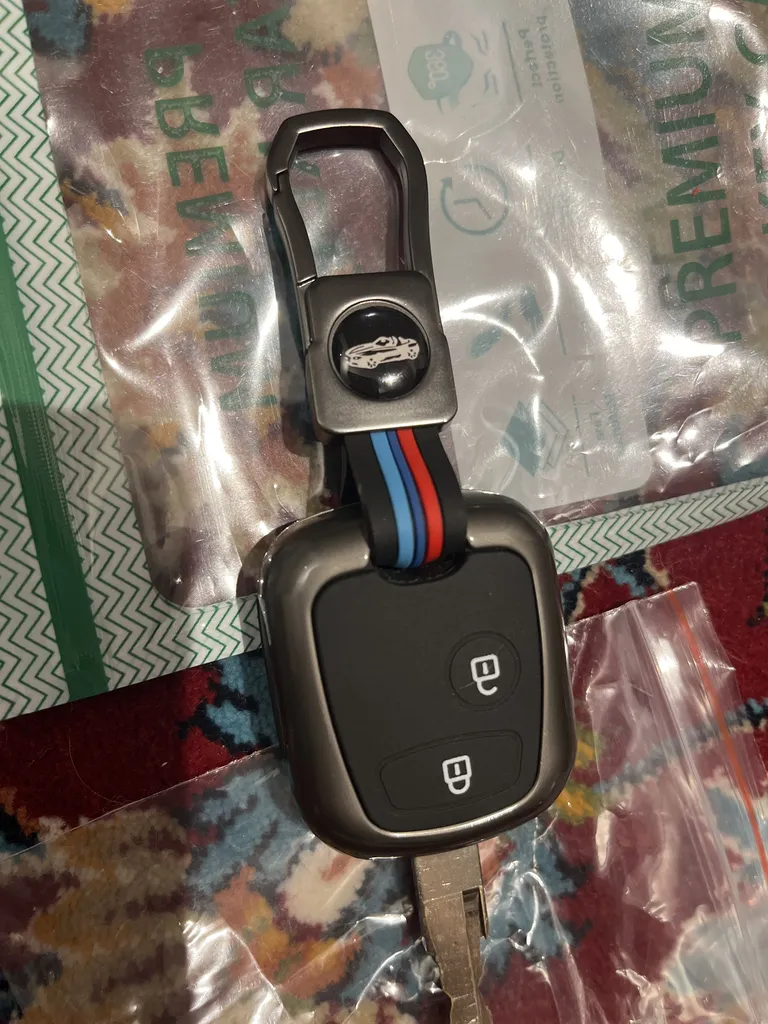 کاور ریموت و سوییچ فلزی خودرو وارون مدل P-405 مناسب برای پژو 207