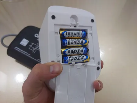 فشارسنج دیجیتال بازویی امرن مدل M3