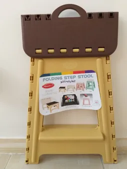 صندلی تاشو سفری ناصر پلاستیک مدل 105