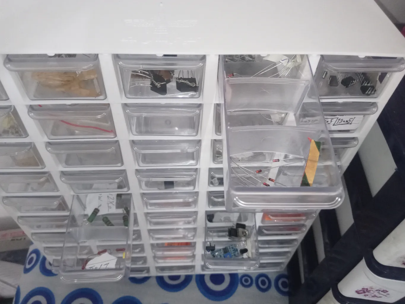 فایل کشویی مدل 50 کشو 10 طبقه