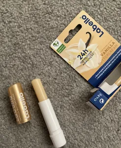 تجریه خرید بالم لب لابلو مدل vanilla