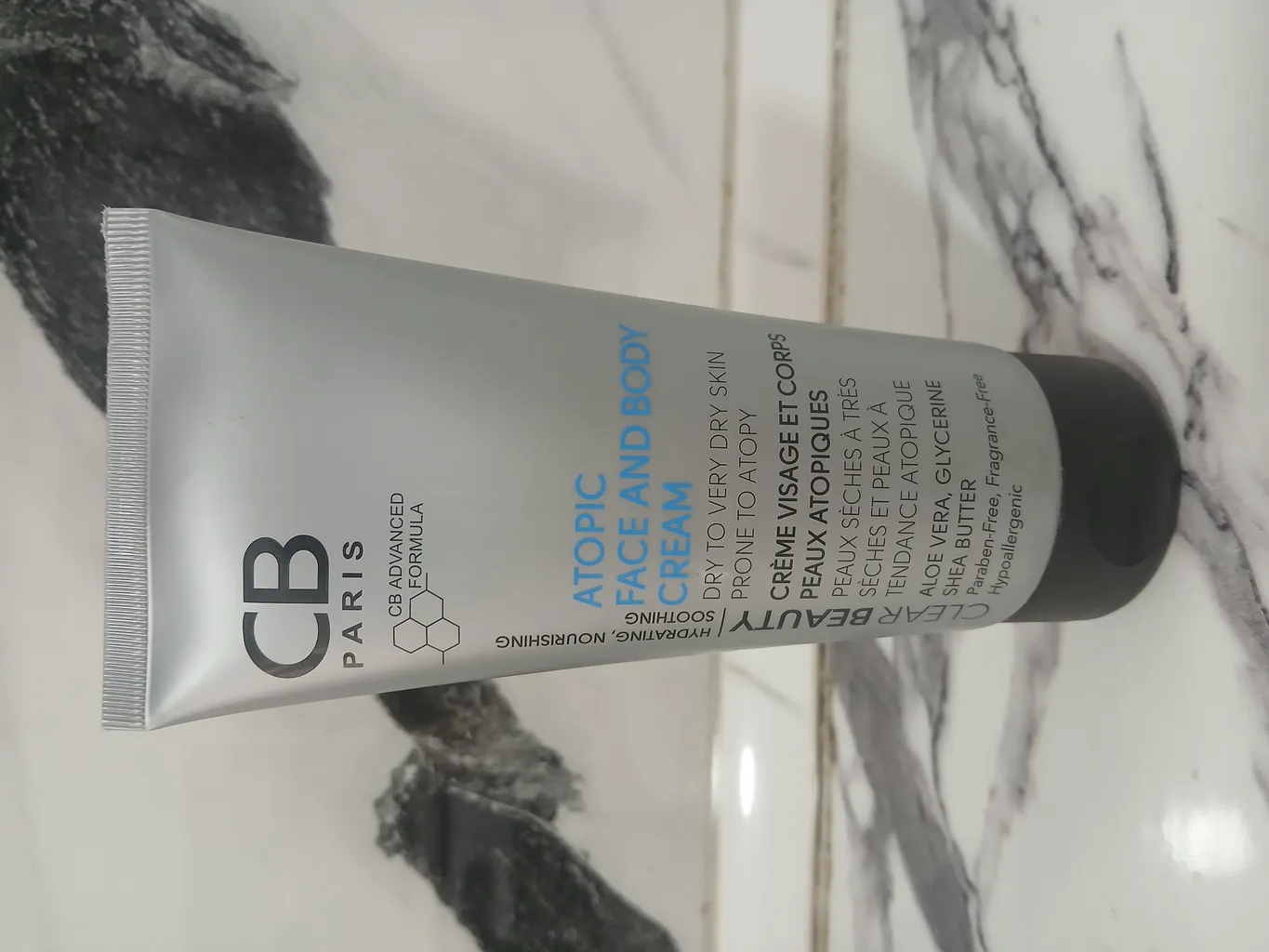 کرم مرطوب کننده سی بی پاریس مدل  Atopic حجم 200 میلی لیتر