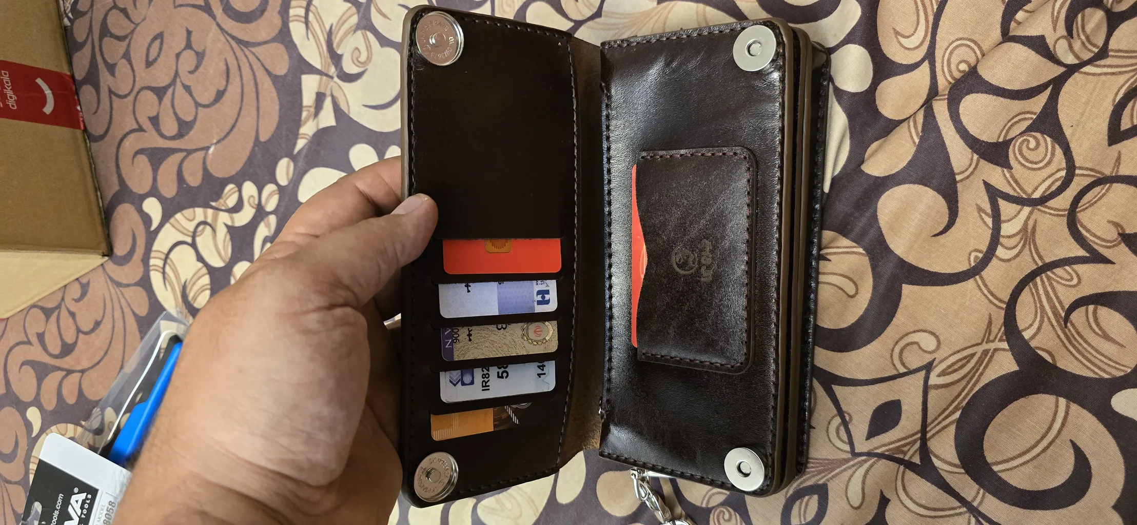 کیف پاسپورتی مردانه خانه چرم آنا مدل 36055