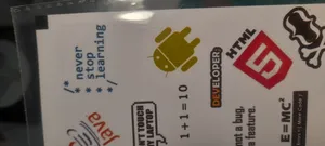 تجریه خرید استیکر لپ تاپ طرح برنامه نویسی کد 1 مجموعه ۳۰ عددی