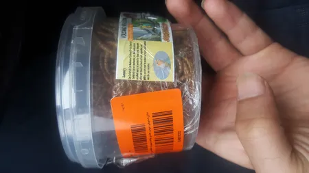 غذای تشویقی عروس هلندی ولکانو میلورم کد MWC60 وزن 60 گرم