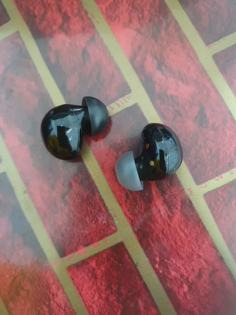 سری هندزفری رینیکا مدل Buds2 مناسب برای هدفون سامسونگ Galaxy Buds 2 مجموعه 6 عددی