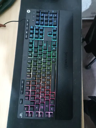 کیبورد گیمینگ ردراگون مدل Shiva K512، سوییچ ممبران، Full-Size، نورپردازی RGB