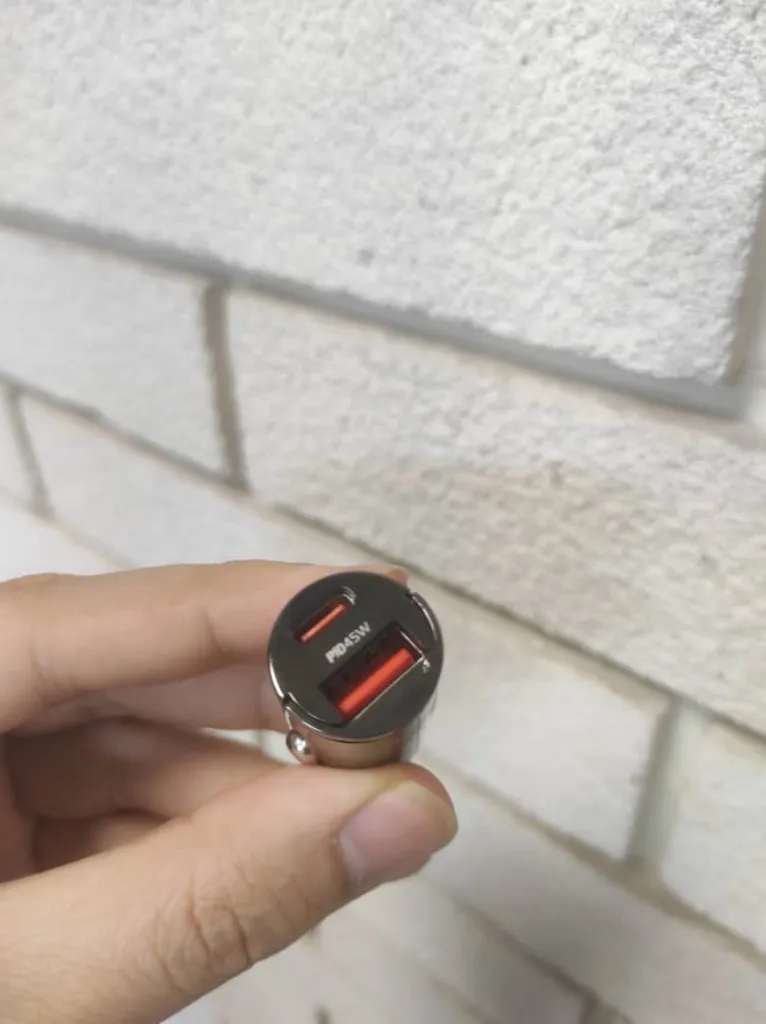 شارژر فندکی 63 وات هیسکا مدل HCC-317