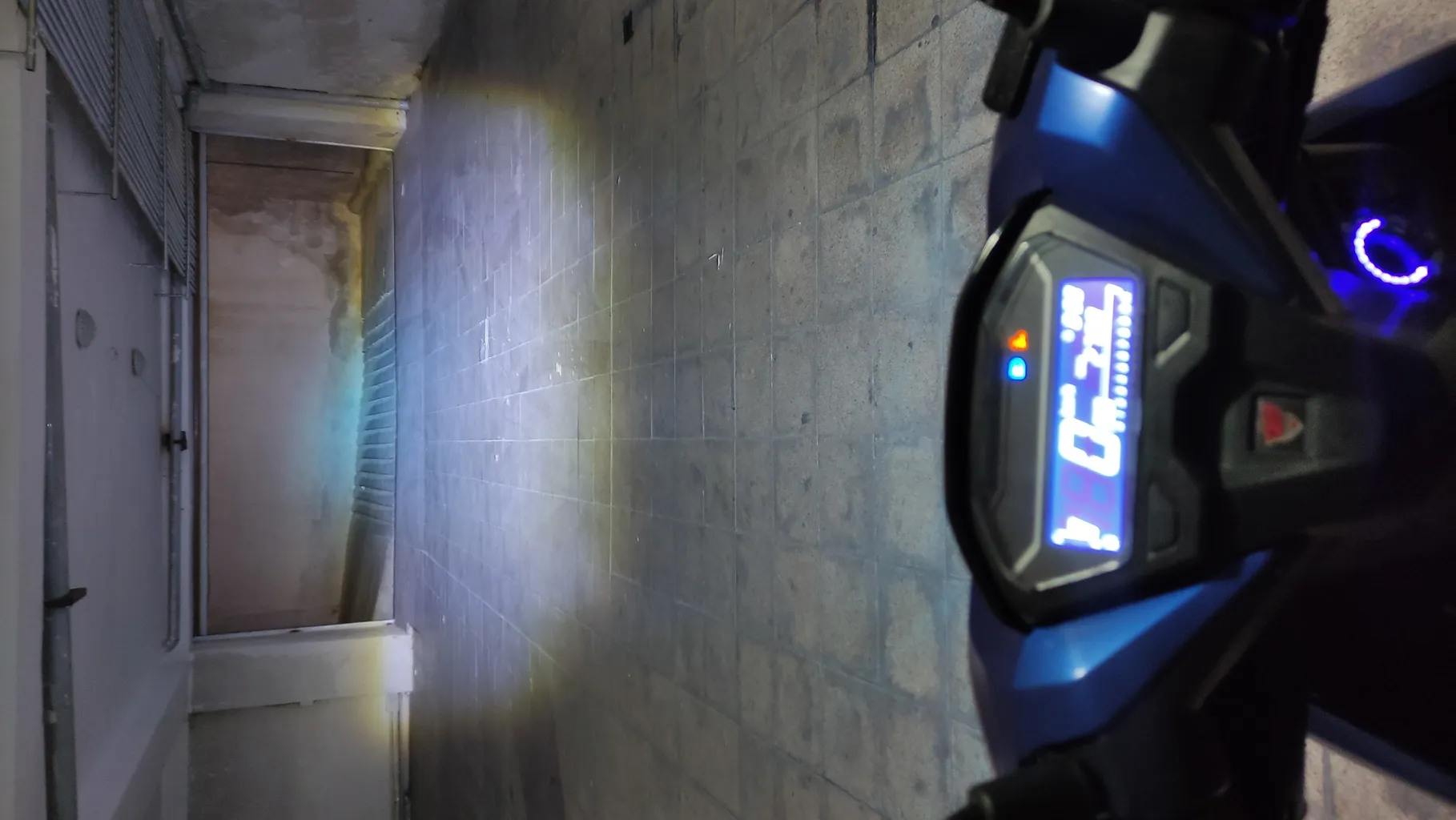 پرژکتور موتور سیکلت مدل MINI LED DOUBLE COLOR 1.3 A   مجموعه 2 عددی