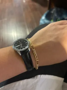 تجریه خرید دستبند زنجیری طلای کم اجرت 18 عیار زنانه ناریا مدل فیگارو