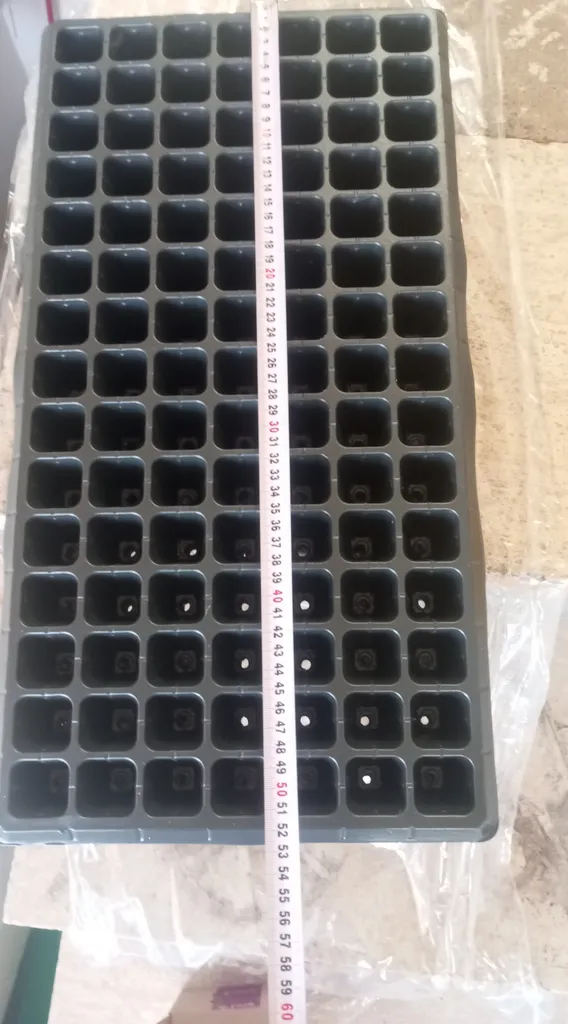 سینی نشا مدل 105 حفره کد HQ105 بسته 10 عددی