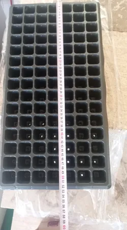 سینی نشا مدل 105 حفره کد HQ105 بسته 10 عددی