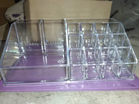 استند لوازم آرایشی مدل MA