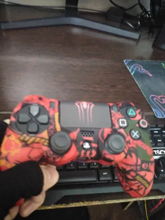 دسته بازی پلی استیشن ۴ مدل DUALSHOCK CUH-ZCT2E