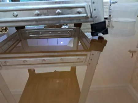 چهارپایه اطلس کد M004