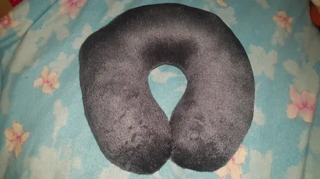 بالش دور گردنی مدل P-123