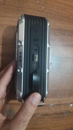 اسپیکر قابل حمل پی زد ایکس مدل P200