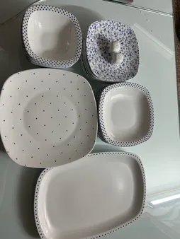 سرویس غذاخوری 27 پارچه چینی زرین ایران مدل کواترو ورنیکا درجه یک