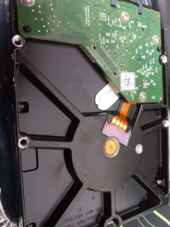 هارددیسک اینترنال وسترن دیجیتال مدل Blue WD20EZAZ ظرفیت 2 ترابایت