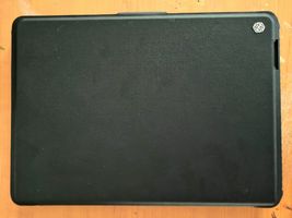 کیف کلاسوری کیبورد دار نیلکین مدل Bumper Combo Keyboard مناسب برای تبلت سامسونگ Galaxy Tab S8 Plus (S8+)/ S8 Plus 5G/ S7 FE/ S7 Plus