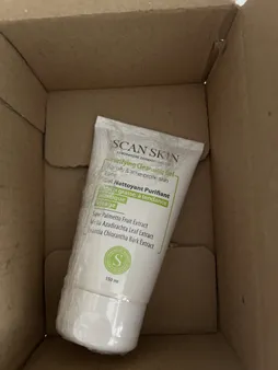 ژل پاک کننده آرایش اسکن اسکین مدل PCG مناسب پوست های چرب و مستعد آکنه حجم 150 میلی لیتر