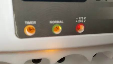 محافظ ولتاژ برق امگا مدل 14715