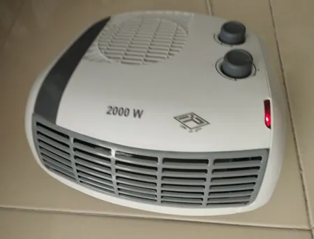 بخاری برقی فن دار آراسته مدل FHA2000