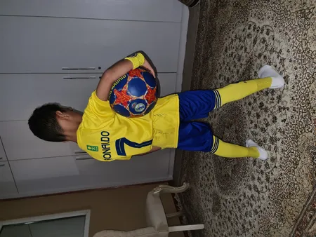 ست پنج تکه لباس ورزشی پسرانه طرح النصر مدل رونالدو 2024