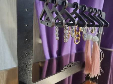 استند جواهرات مدل فروردین طرح چوب لباسی