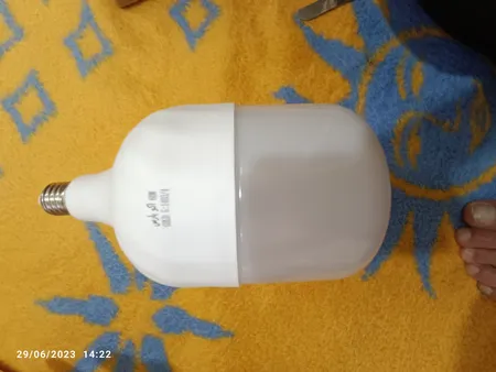 لامپ ال ای دی 60 وات مدل BT6040 پایه E27