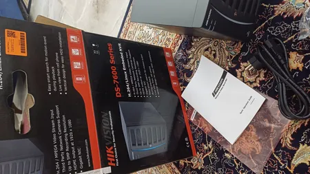 ضبط کننده ویدئویی هایک ویژن مدل DS-7604NI-V