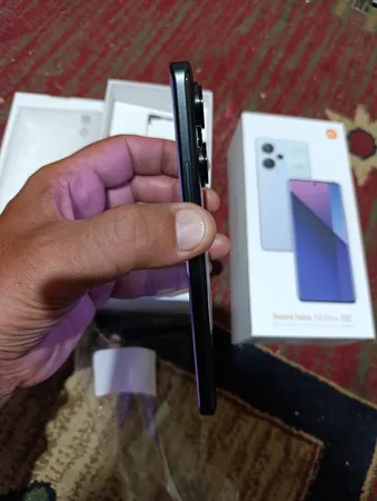گوشی موبایل شیائومی مدل Redmi Note 13 Pro Plus 5G دو سیم کارت ظرفیت 256 گیگابایت و رم 8 گیگابایت