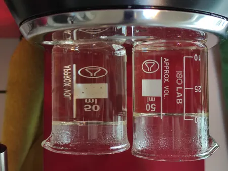 بشر آزمایشگاه مدل beaker ظرفیت 50 میلی لیتر