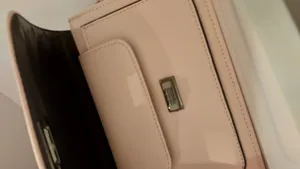 تجریه خرید کیف دستی دخترانه مدل قفل دار