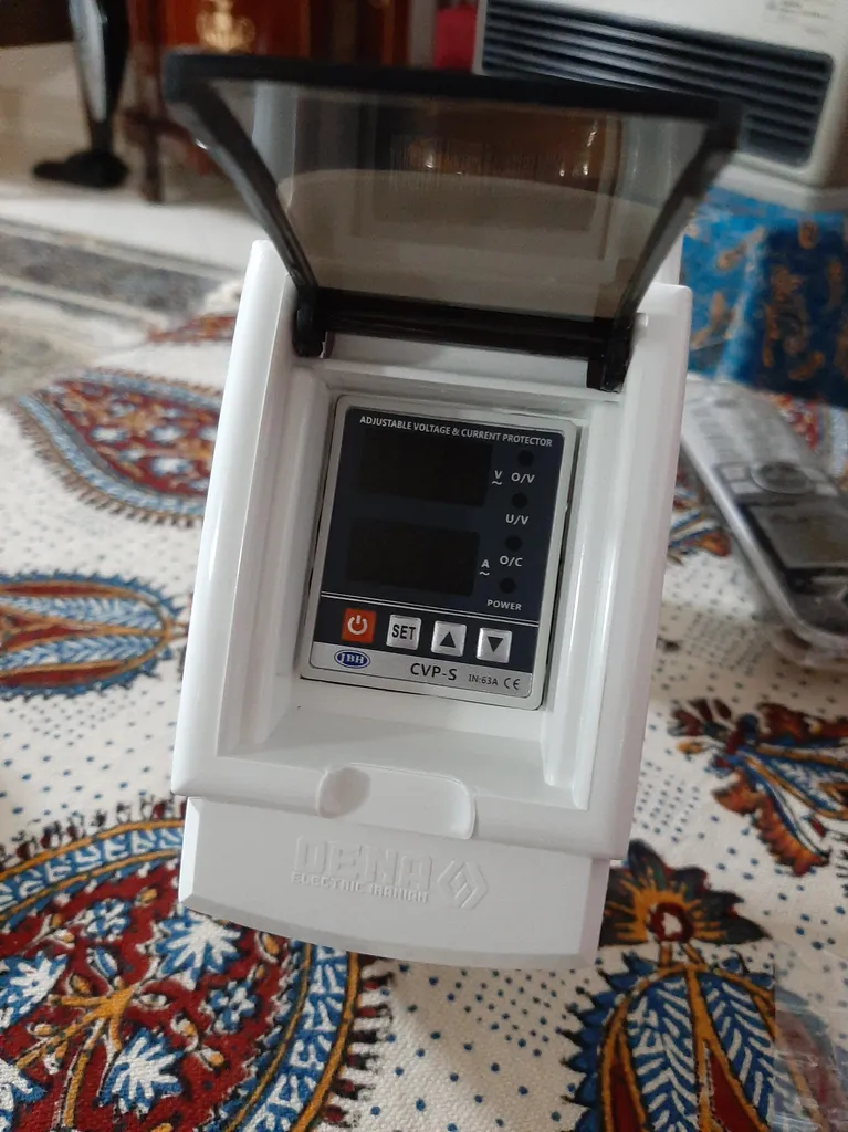 جعبه فیوز دنا الکتریک ایرانیان مدل شارک 2 عددی درب دار