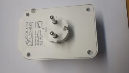 محافظ ولتاژ گرین لاین مدل GLP102