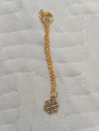 آویز ساعت زنانه مدل دونه برف کد P24