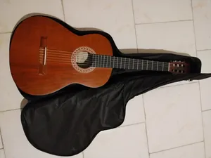 تجریه خرید گیتار کلاسیک متاع پور مدل MAT 2