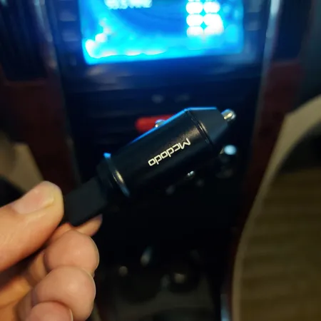 شارژر فندکی مک دودو مدل CC-7490